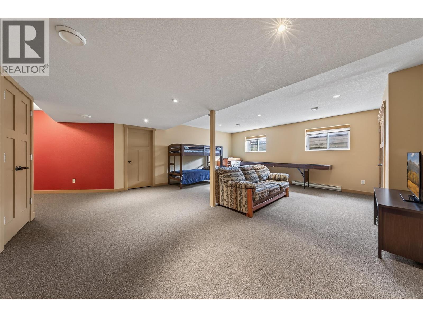 6880 Columbia Ridge Drive, Fairmont Hot Springs