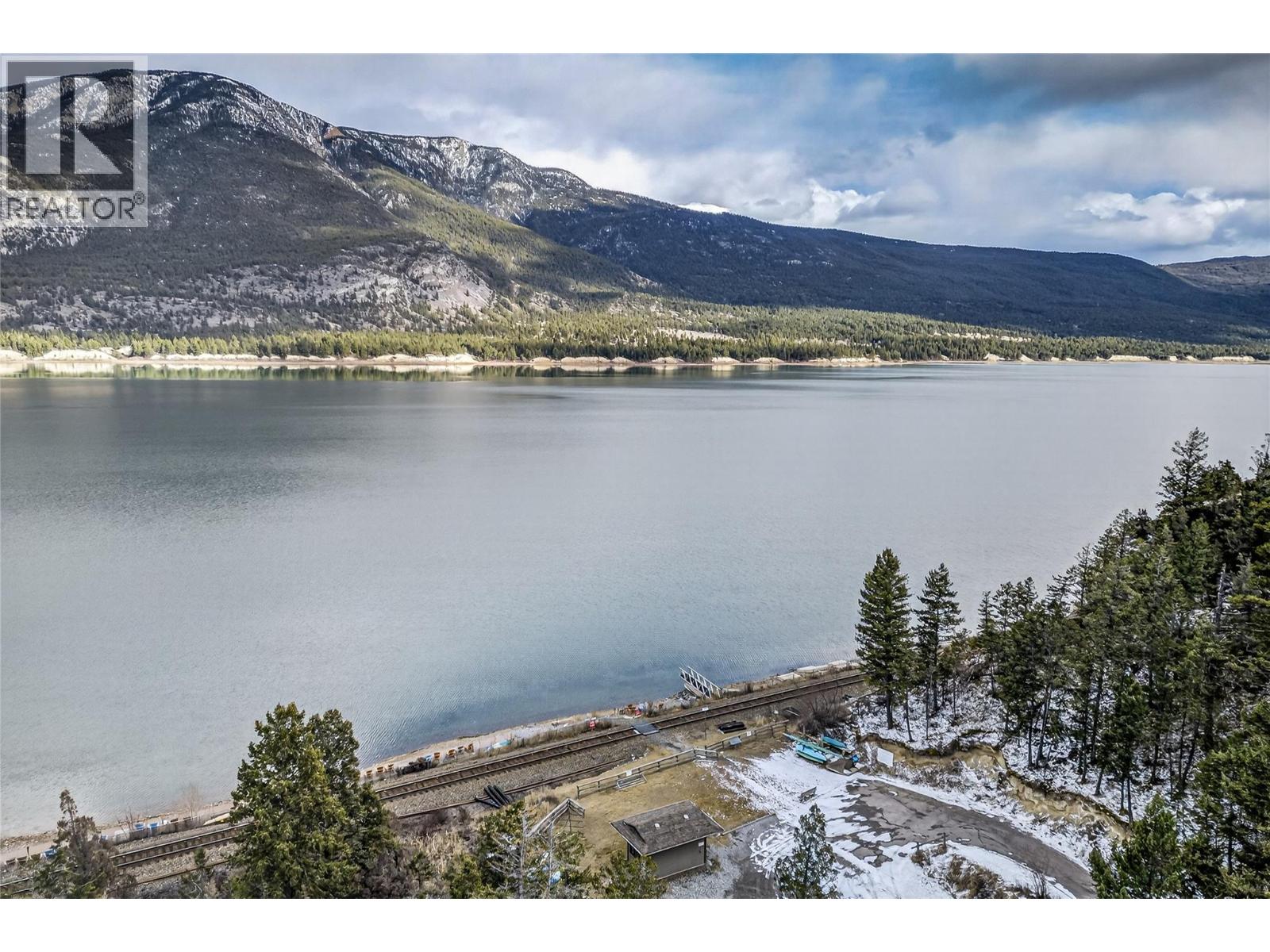 6880 Columbia Ridge Drive, Fairmont Hot Springs