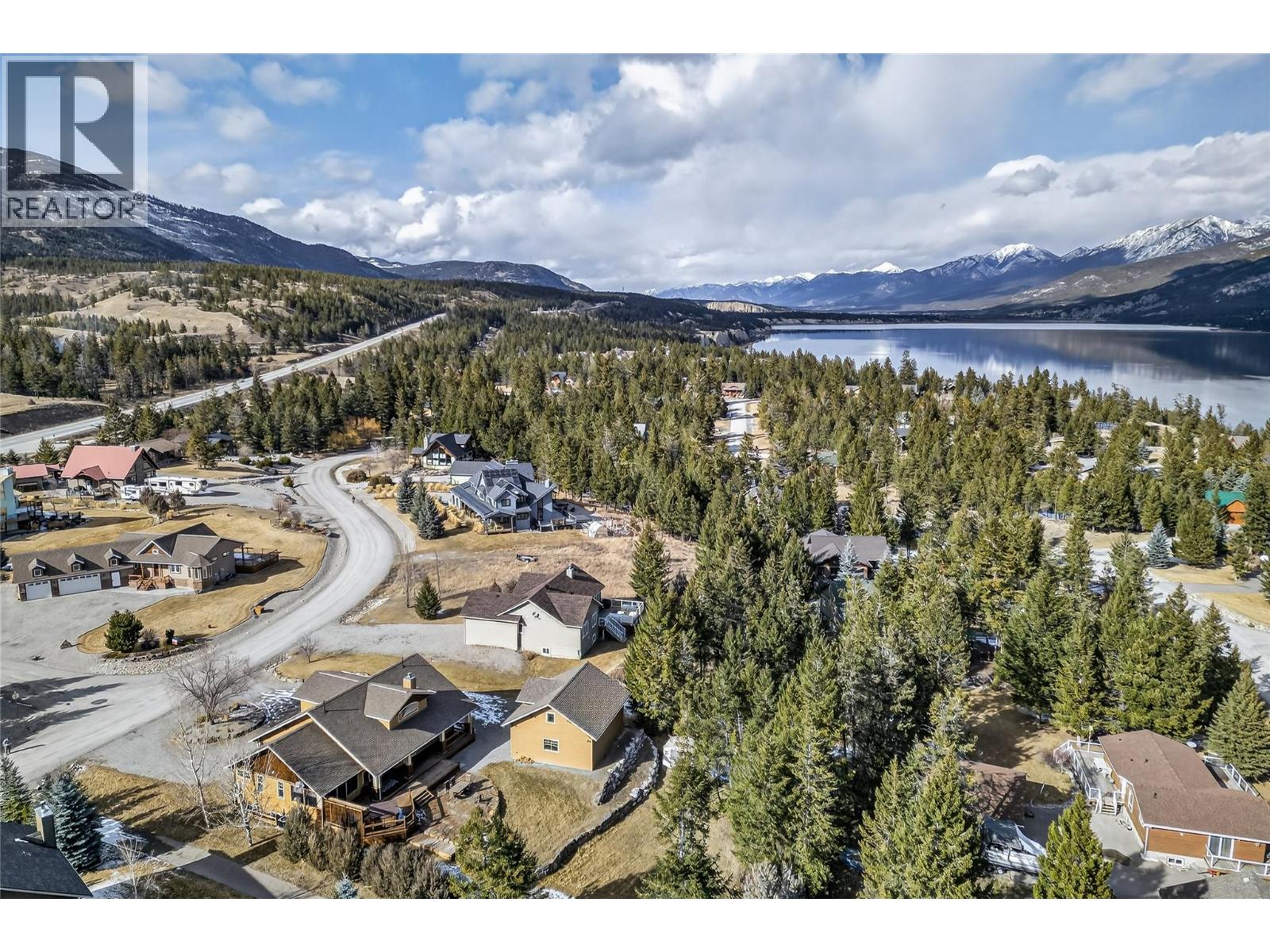 6880 Columbia Ridge Drive, Fairmont Hot Springs