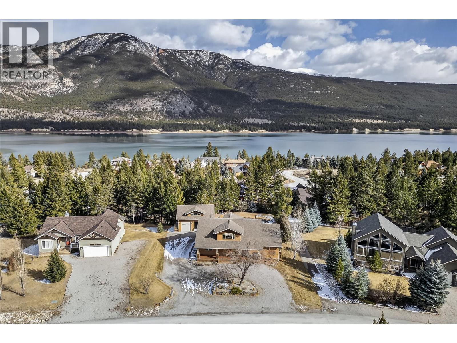 6880 Columbia Ridge Drive, Fairmont Hot Springs