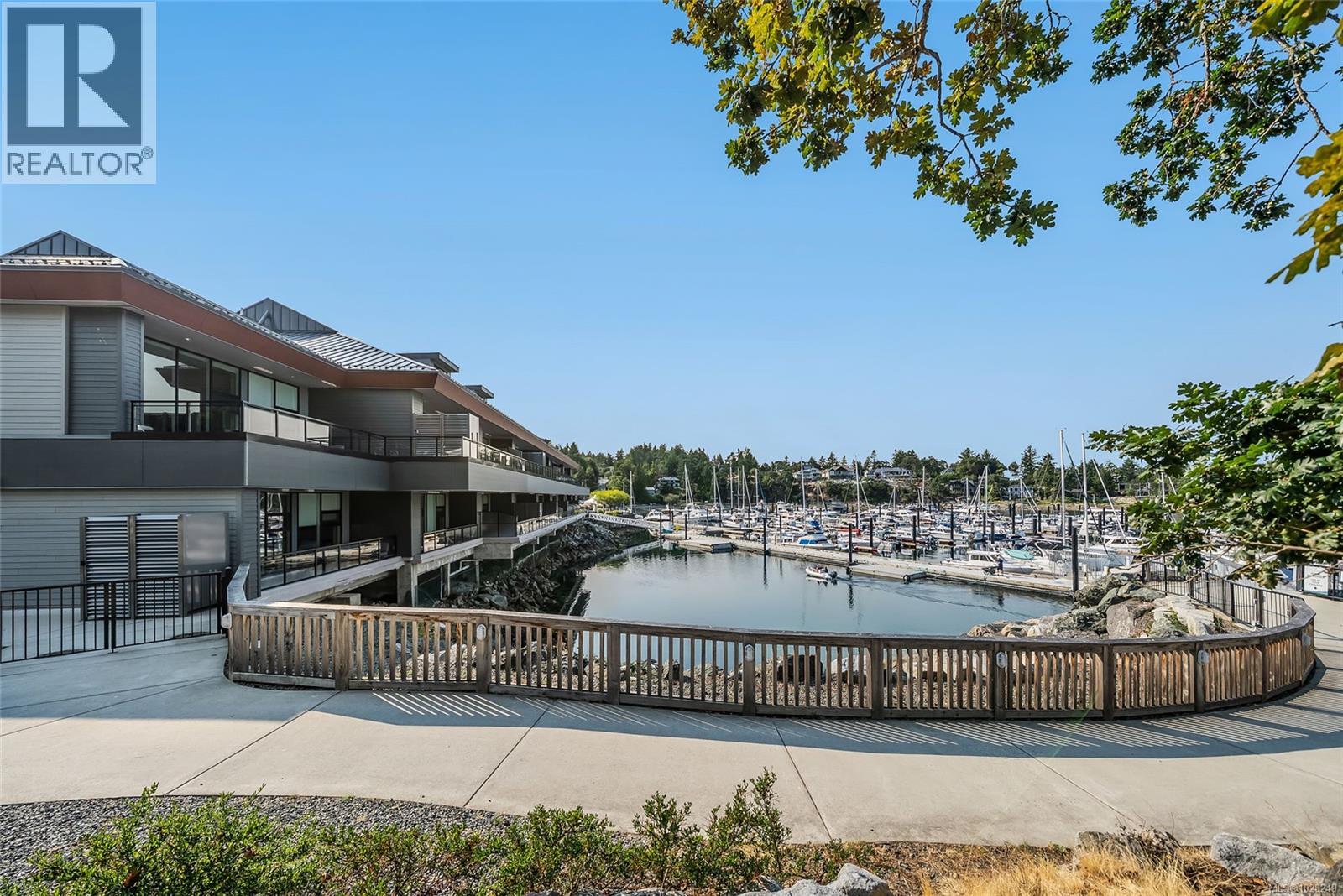 403 3555 Outrigger Rd, Nanoose Bay