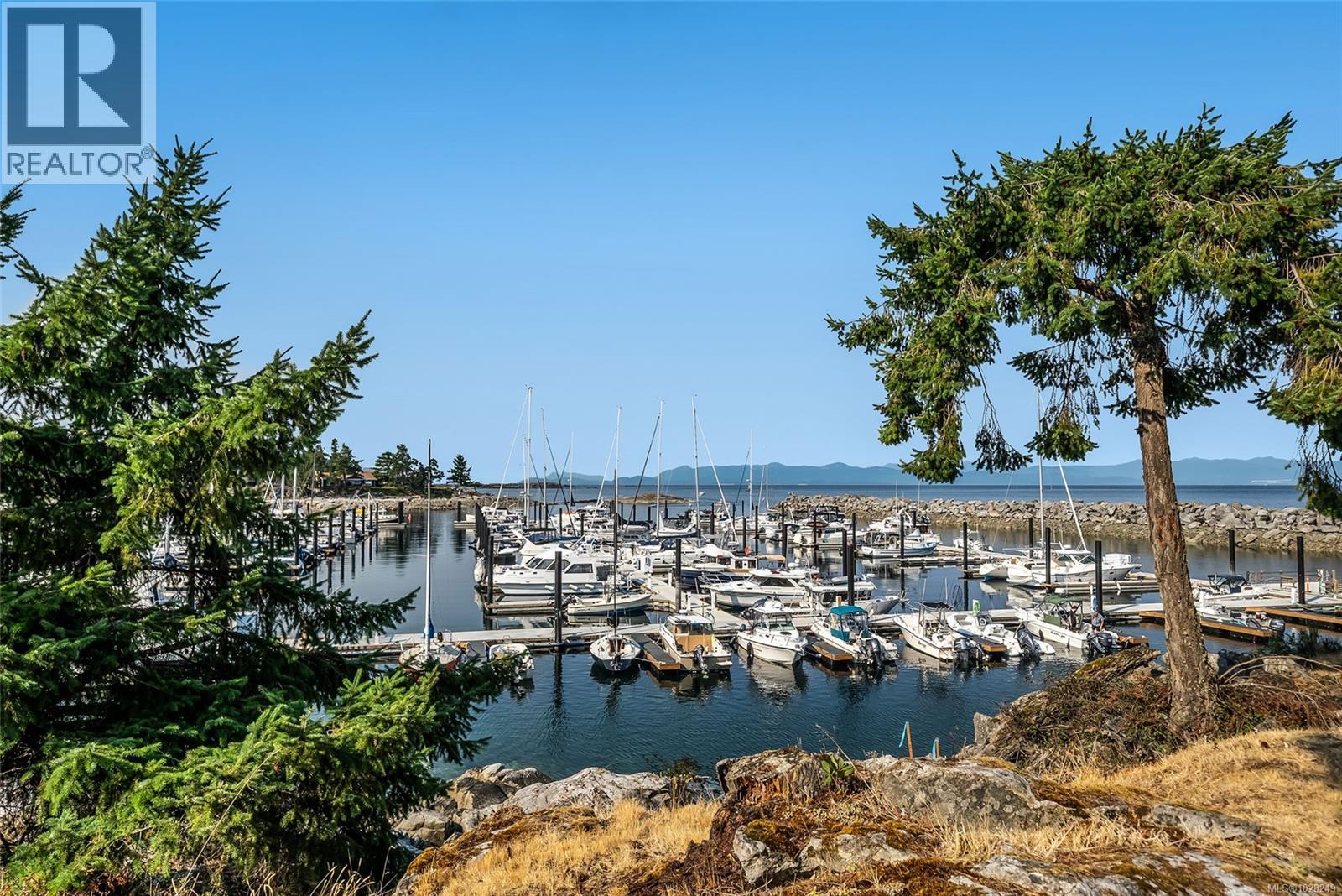 403 3555 Outrigger Rd, Nanoose Bay