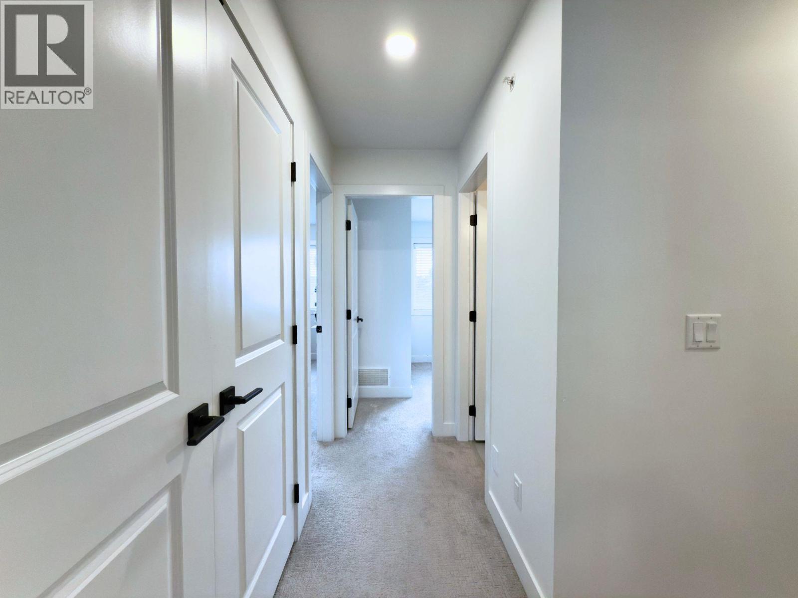 12075 Oceola Road Unit# 28, Lake Country