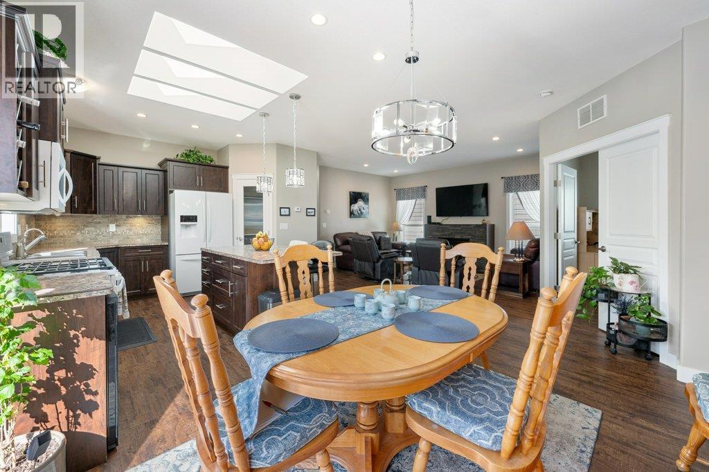 8300 Gallagher Lake Frontage Road Unit# 122, Oliver