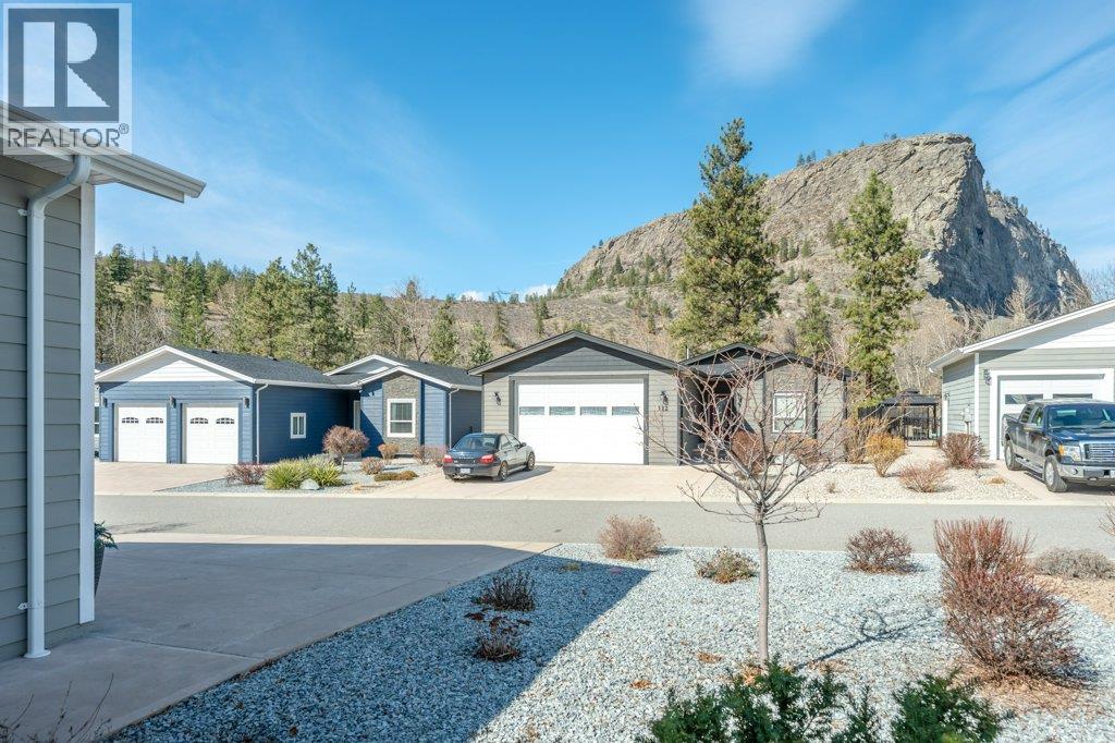 8300 Gallagher Lake Frontage Road Unit# 122, Oliver
