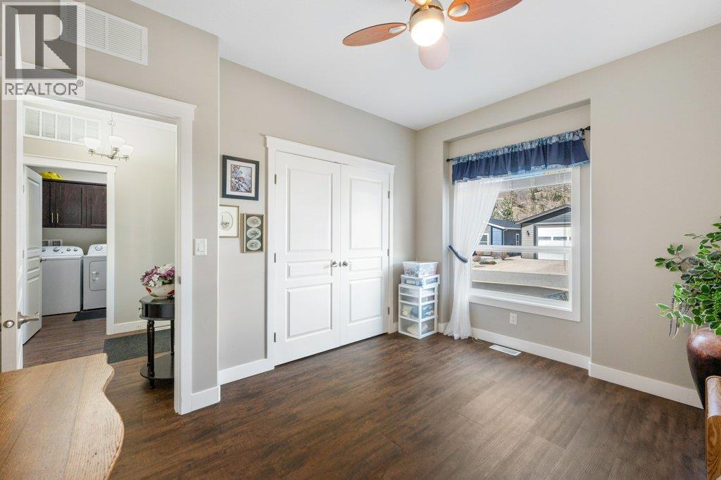 8300 Gallagher Lake Frontage Road Unit# 122, Oliver