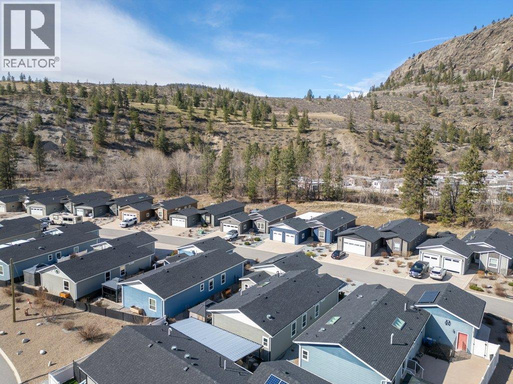 8300 Gallagher Lake Frontage Road Unit# 122, Oliver