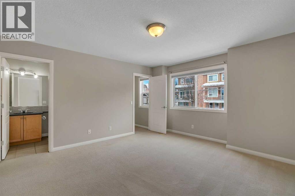 Single Family House for Sale in  Royal Manor NW Royal Oak Calgary 