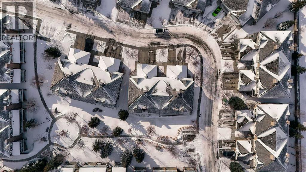 Single Family House for Sale in  Royal Manor NW Royal Oak Calgary 