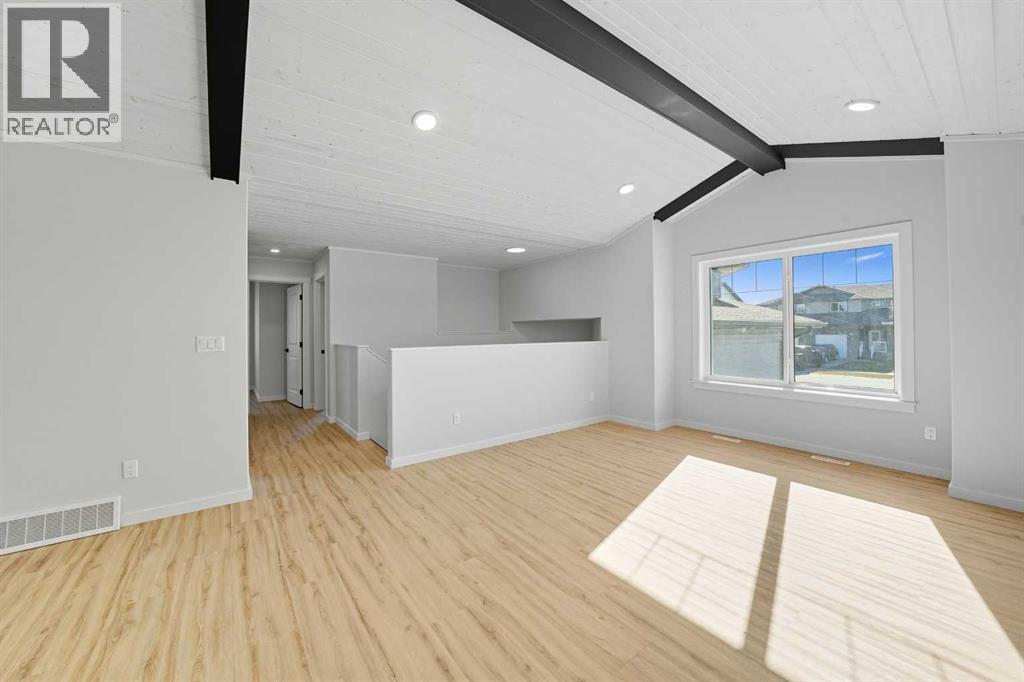 66 Metcalf Way, Lacombe