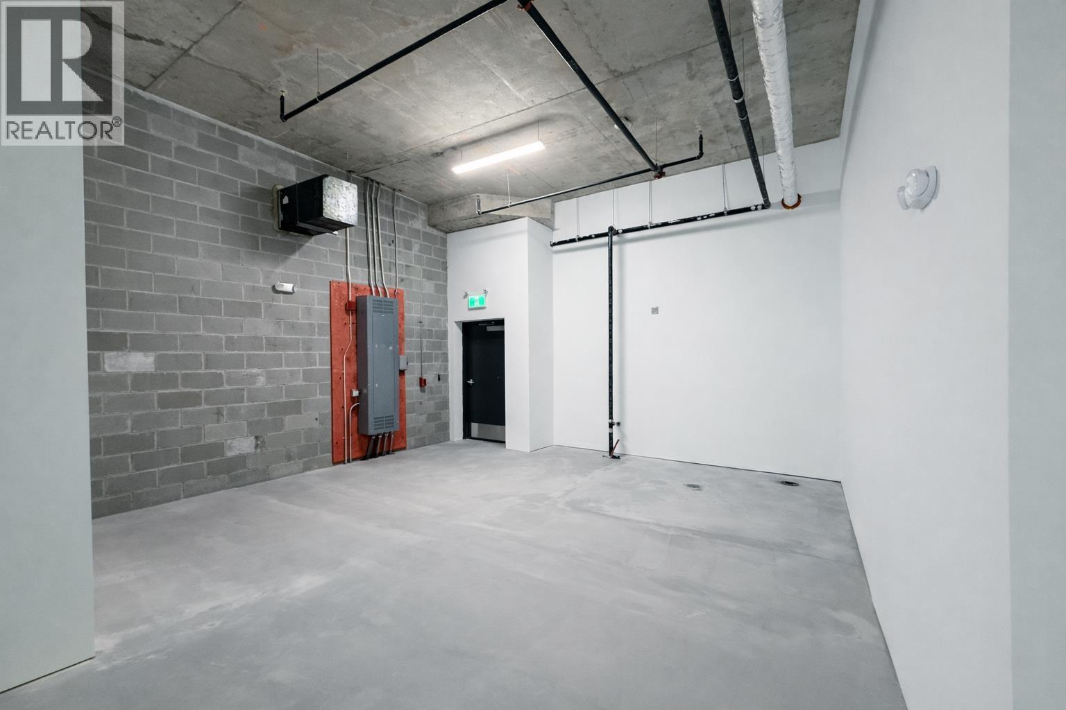 2851 COMMERCIAL DRIVE, Vancouver — photo 3