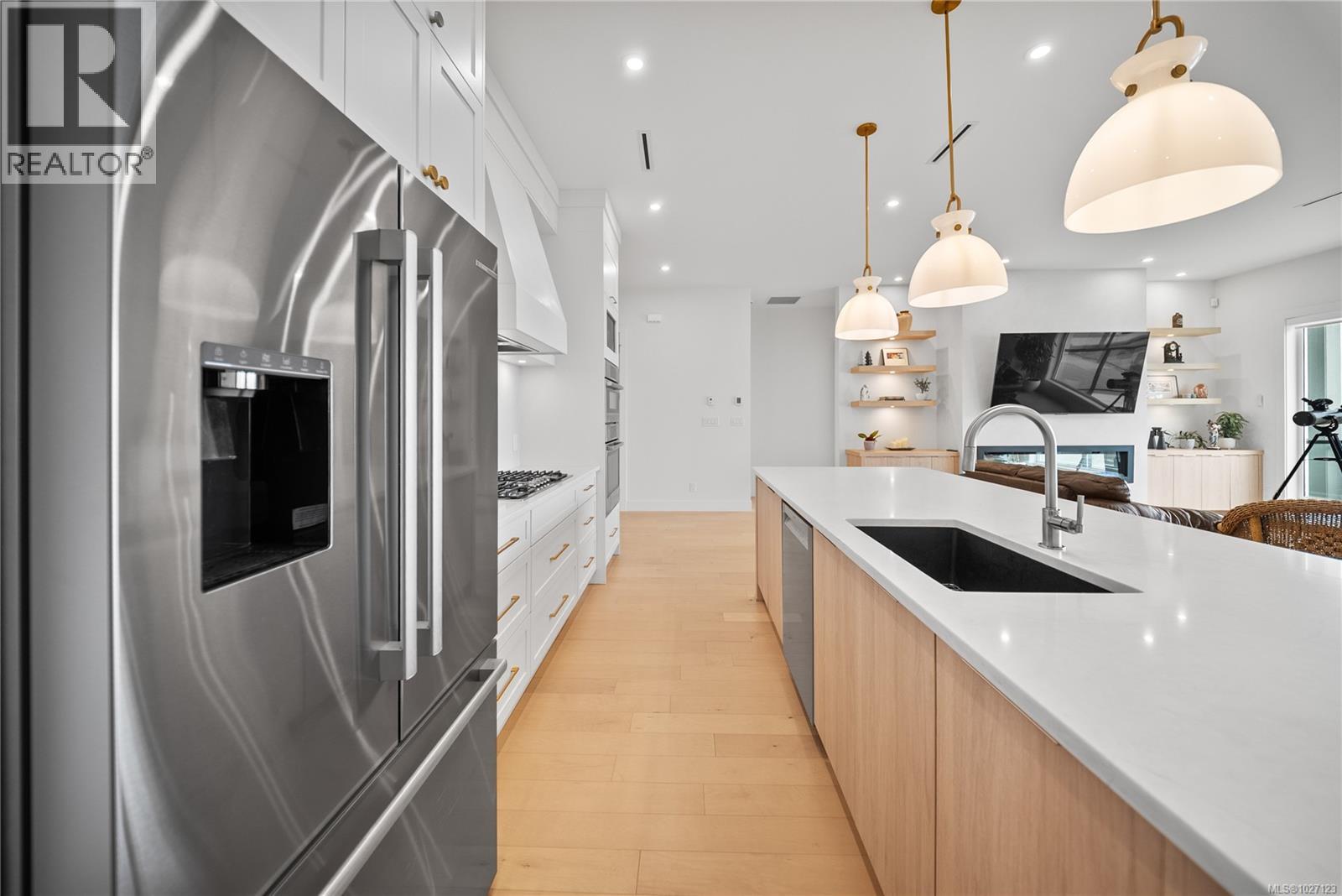 4646 AMBIENCE DR - 21