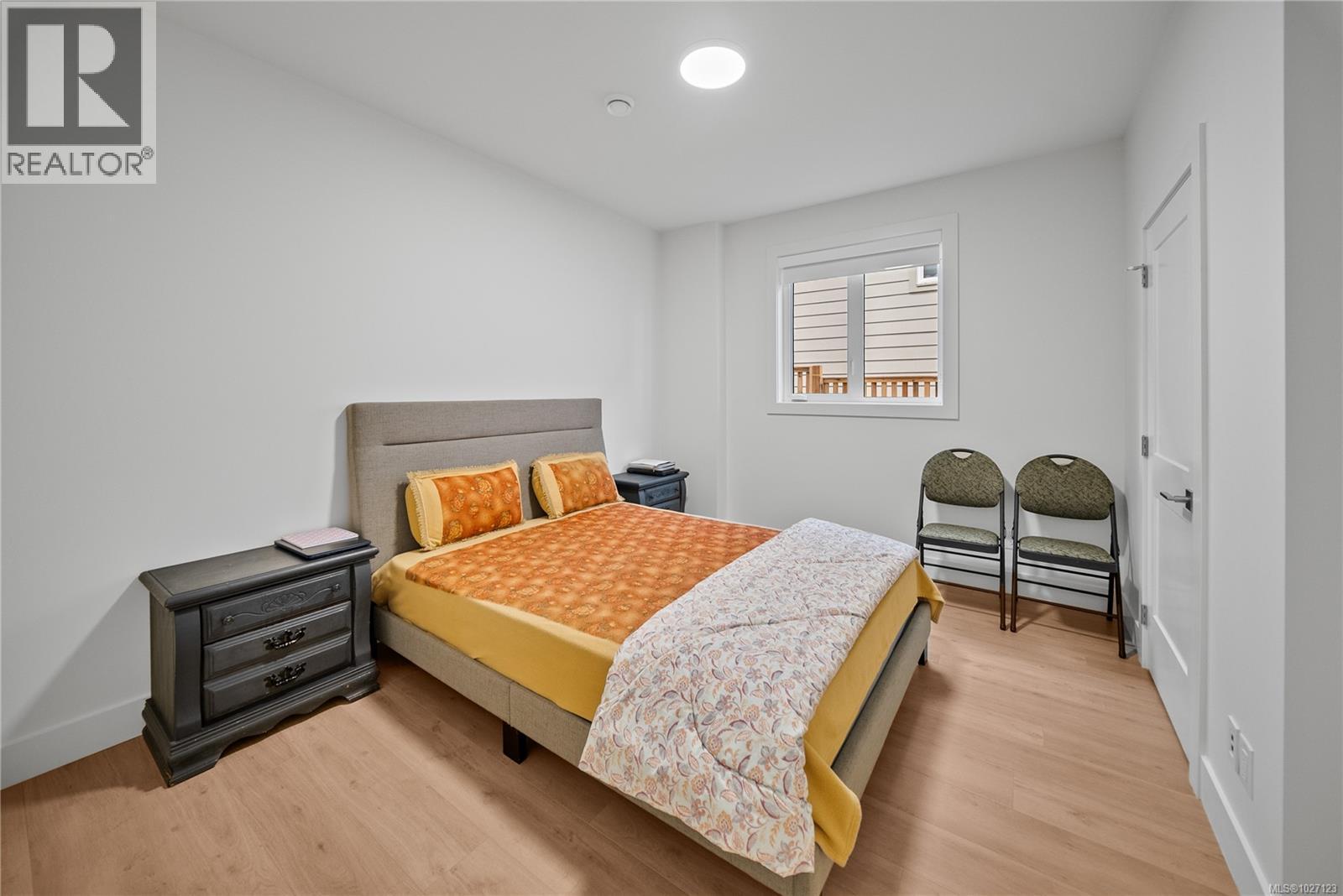 4646 AMBIENCE DR - 46