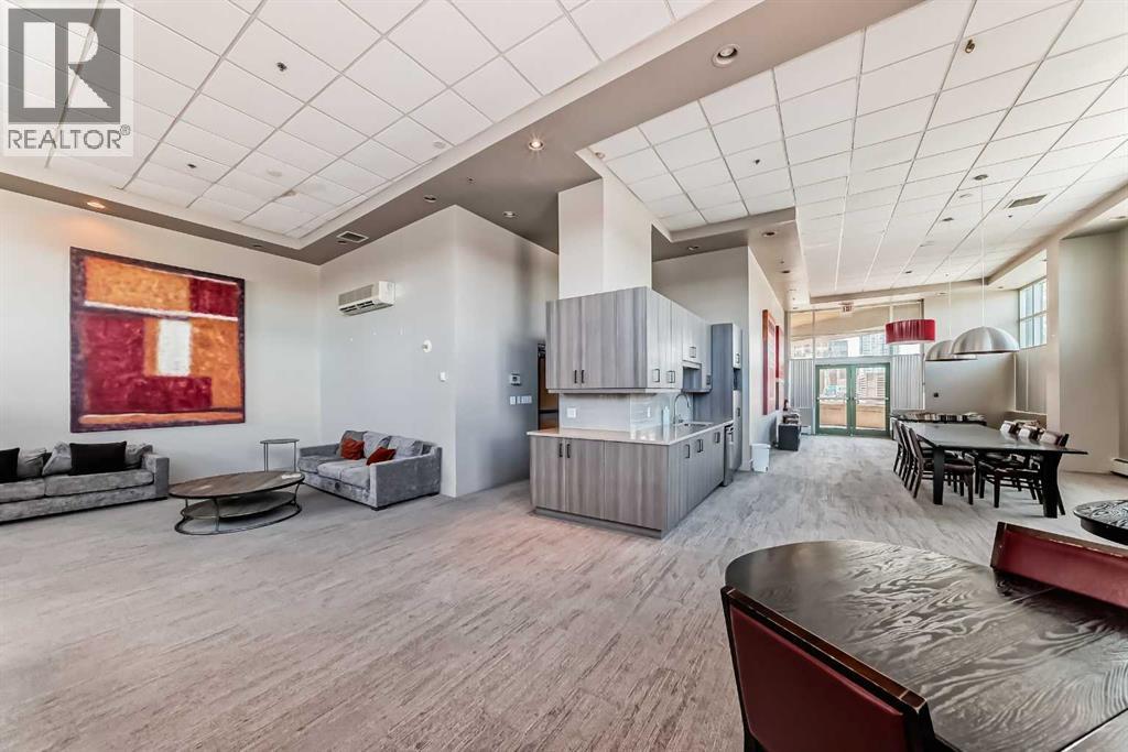 Single Family House for Sale in    Avenue SW Downtown West End Calgary 