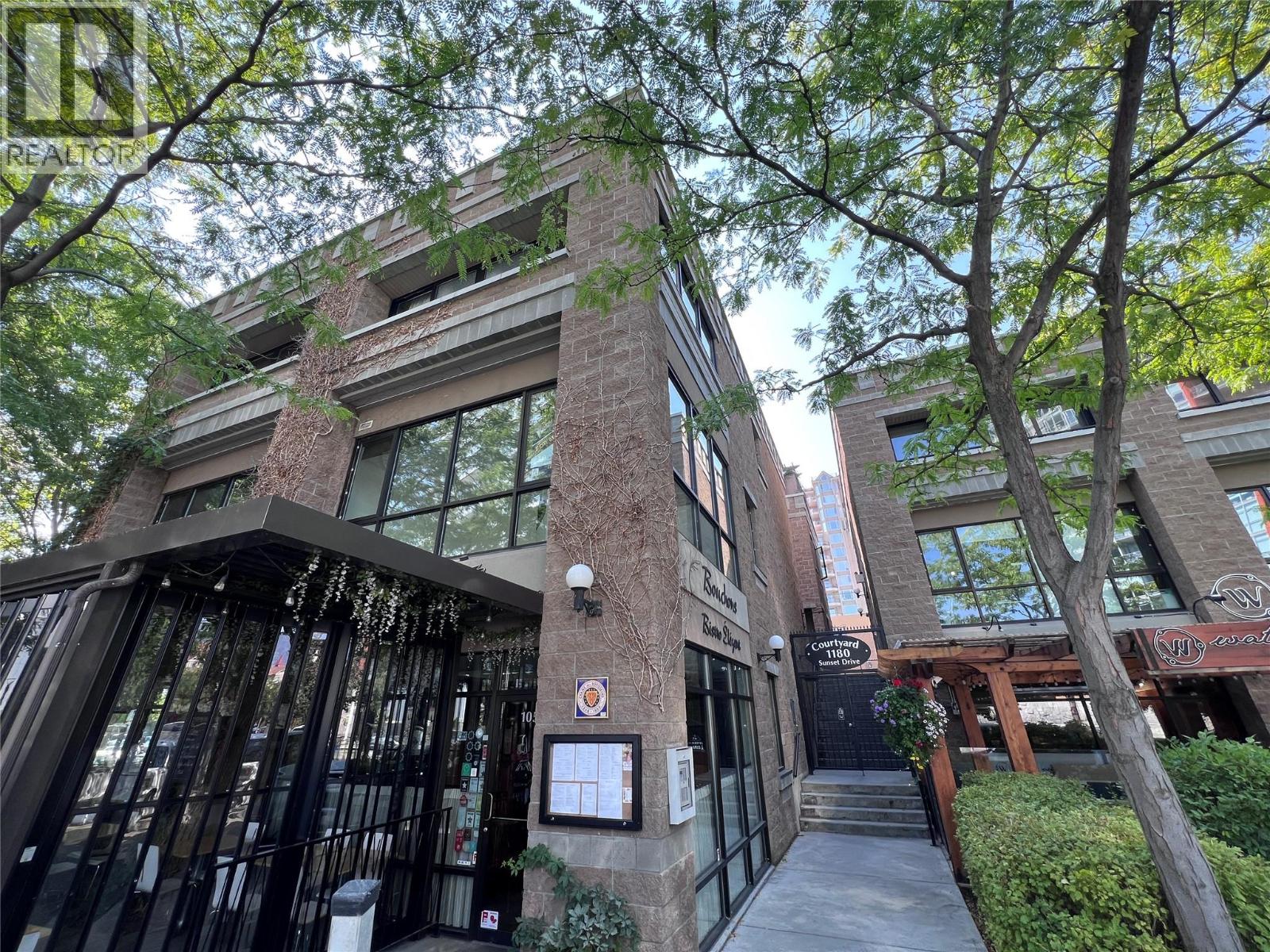 205 1180 Sunset Drive, Kelowna