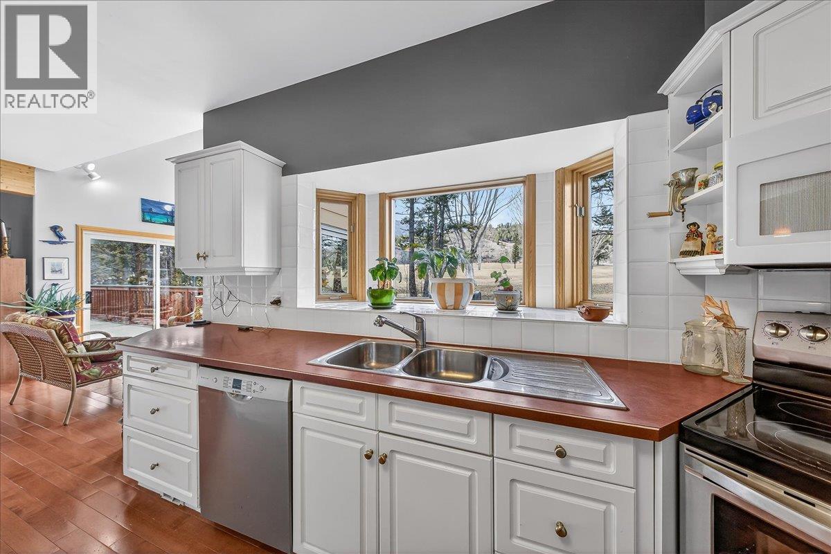 4529 Columbia Place, Fairmont Hot Springs