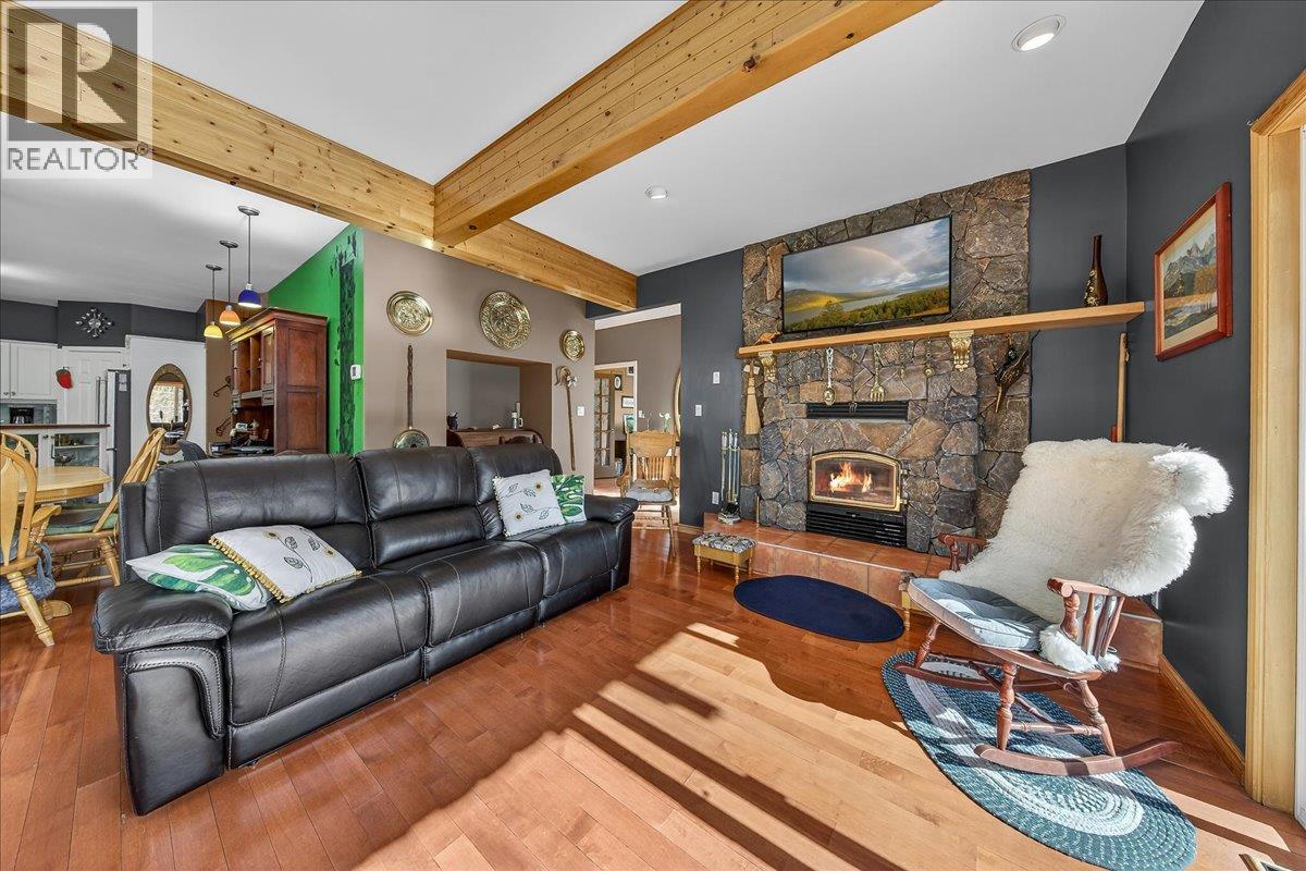 4529 Columbia Place, Fairmont Hot Springs