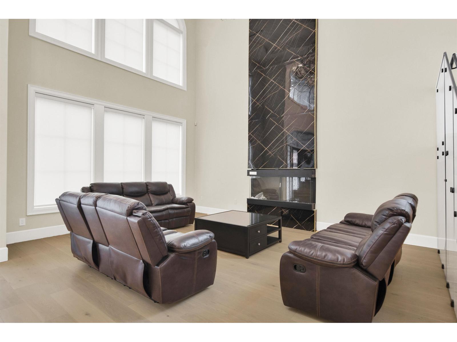 16285 28 AVENUE, Surrey