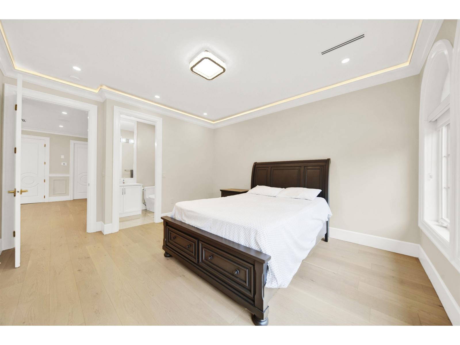 16285 28 AVENUE, Surrey