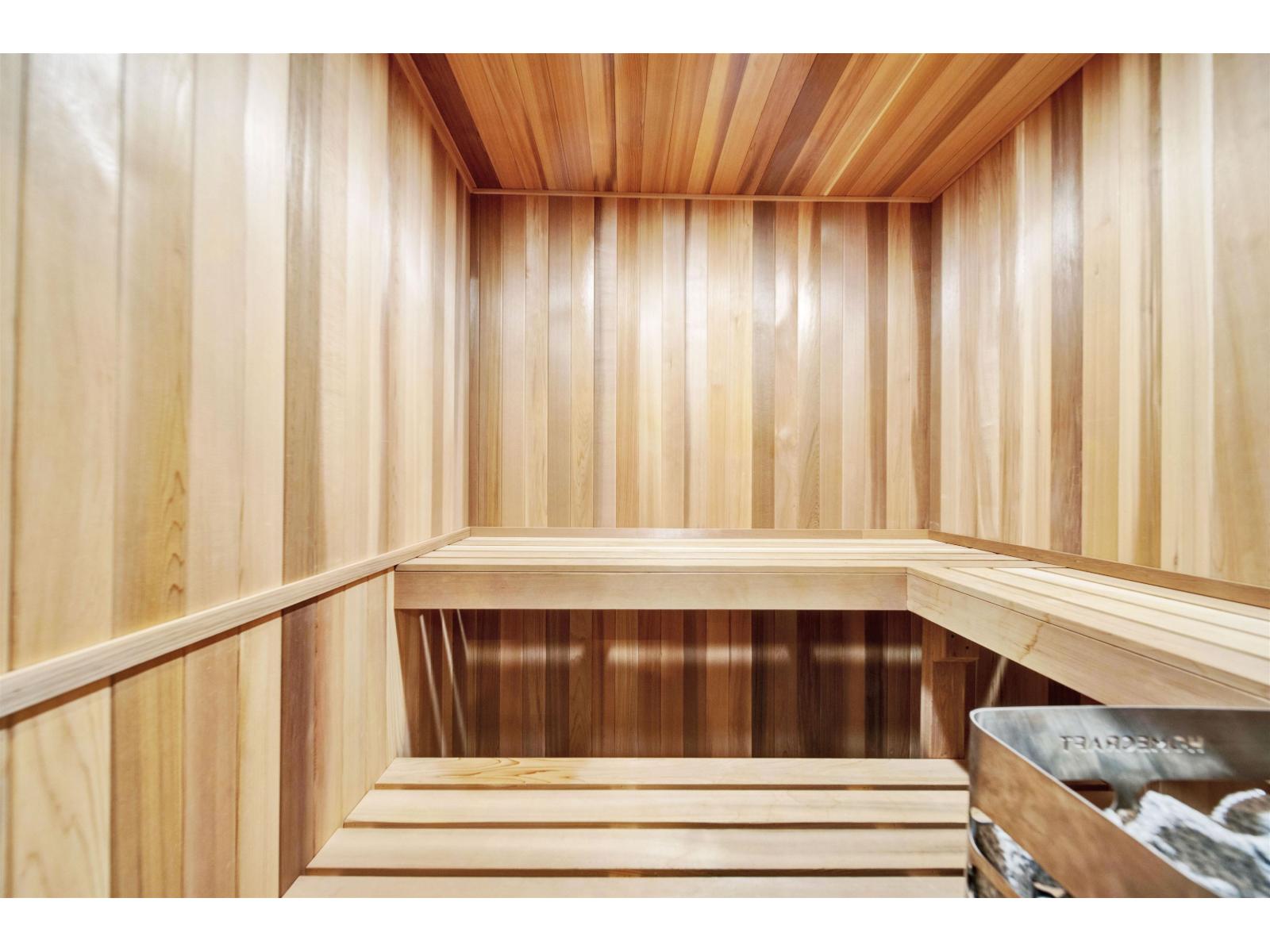 16285 28 AVENUE, Surrey