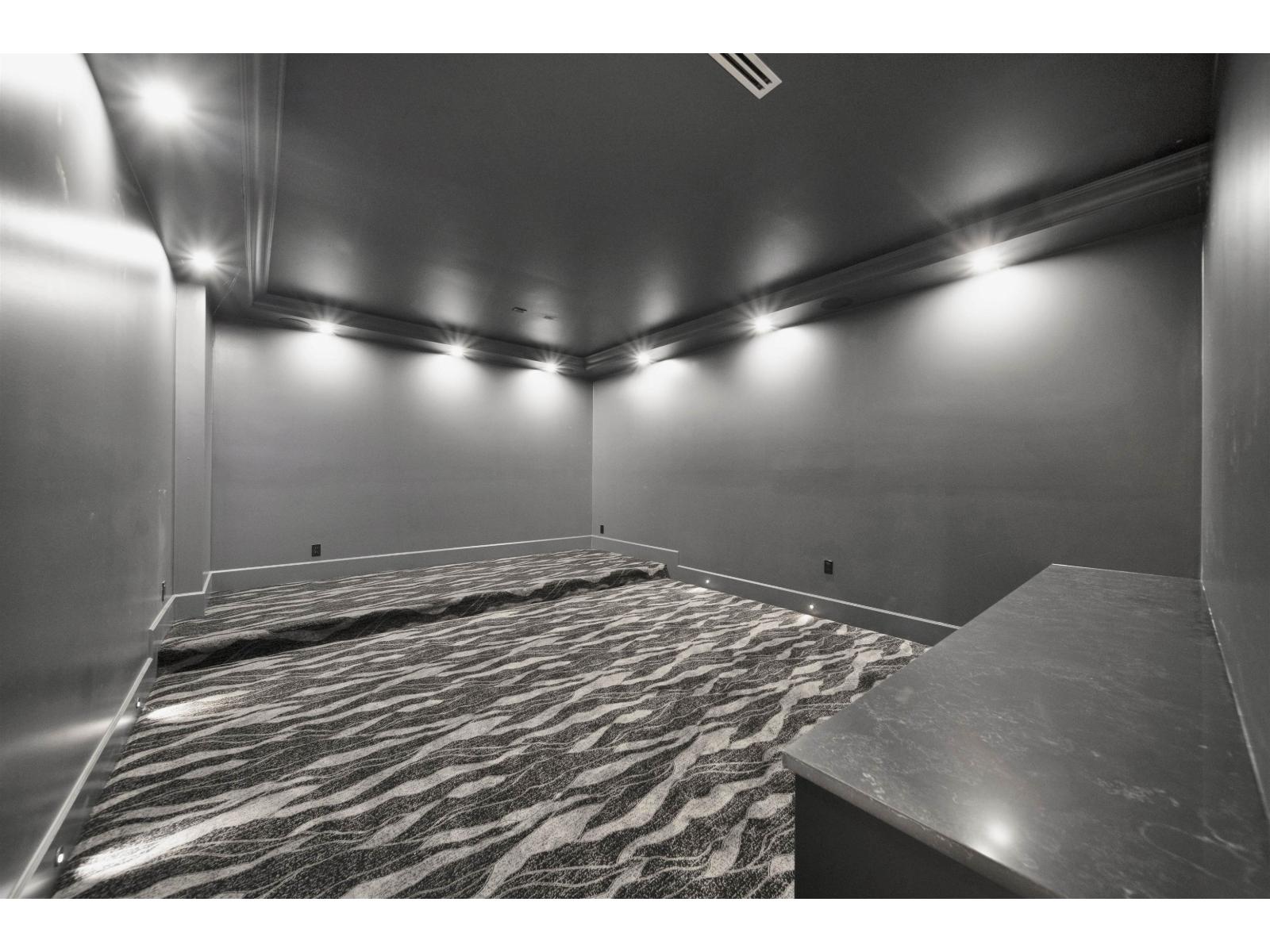 16285 28 AVENUE, Surrey