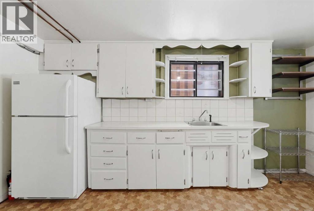 Single Family House Bungalow for Sale in   Avenue NE Renfrew Calgary 