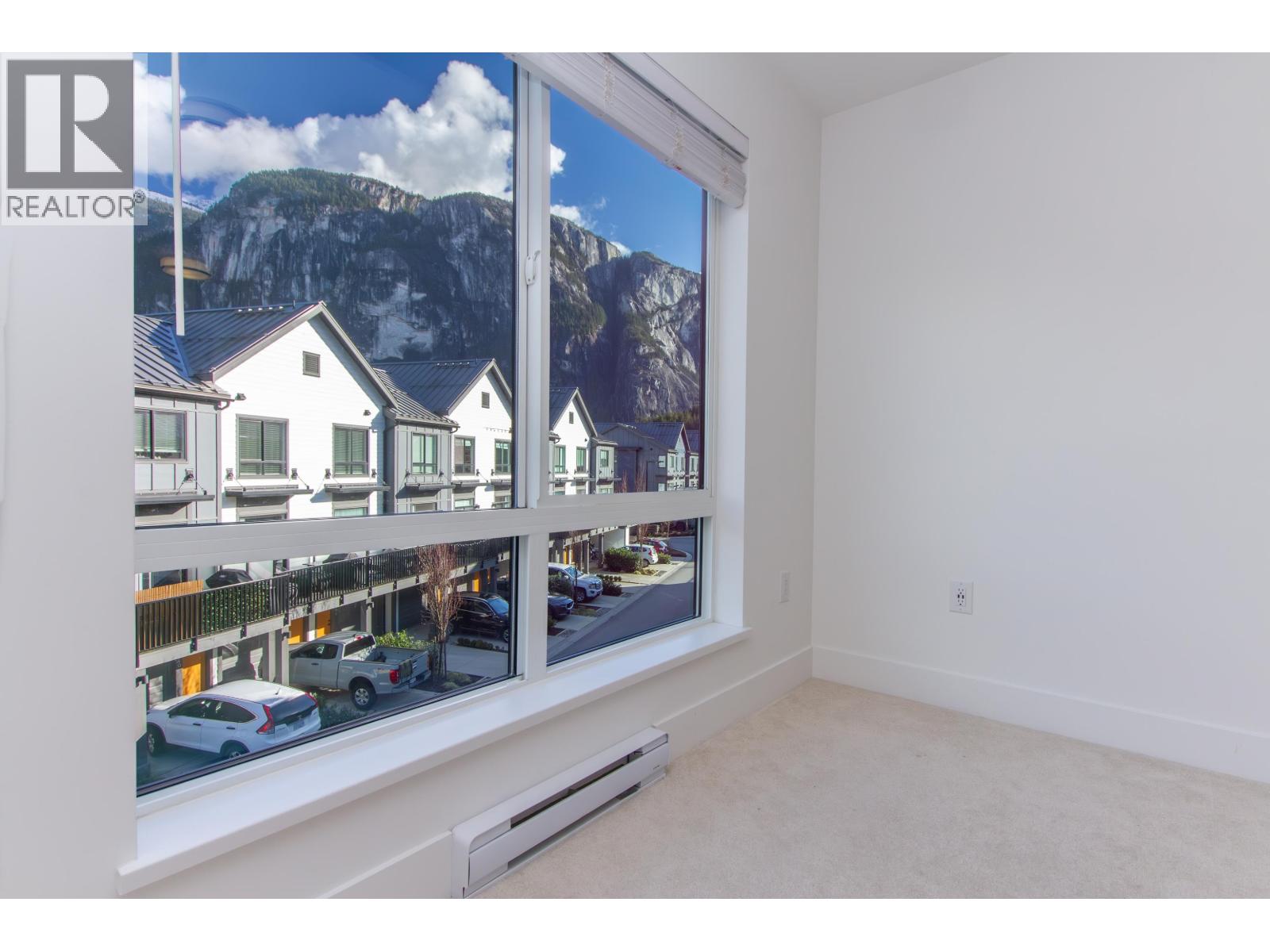 38045 KEEL WAY, Squamish