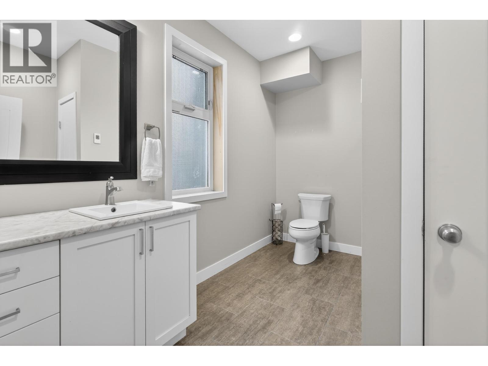 155 DEWBERRY STREET, Kitimat