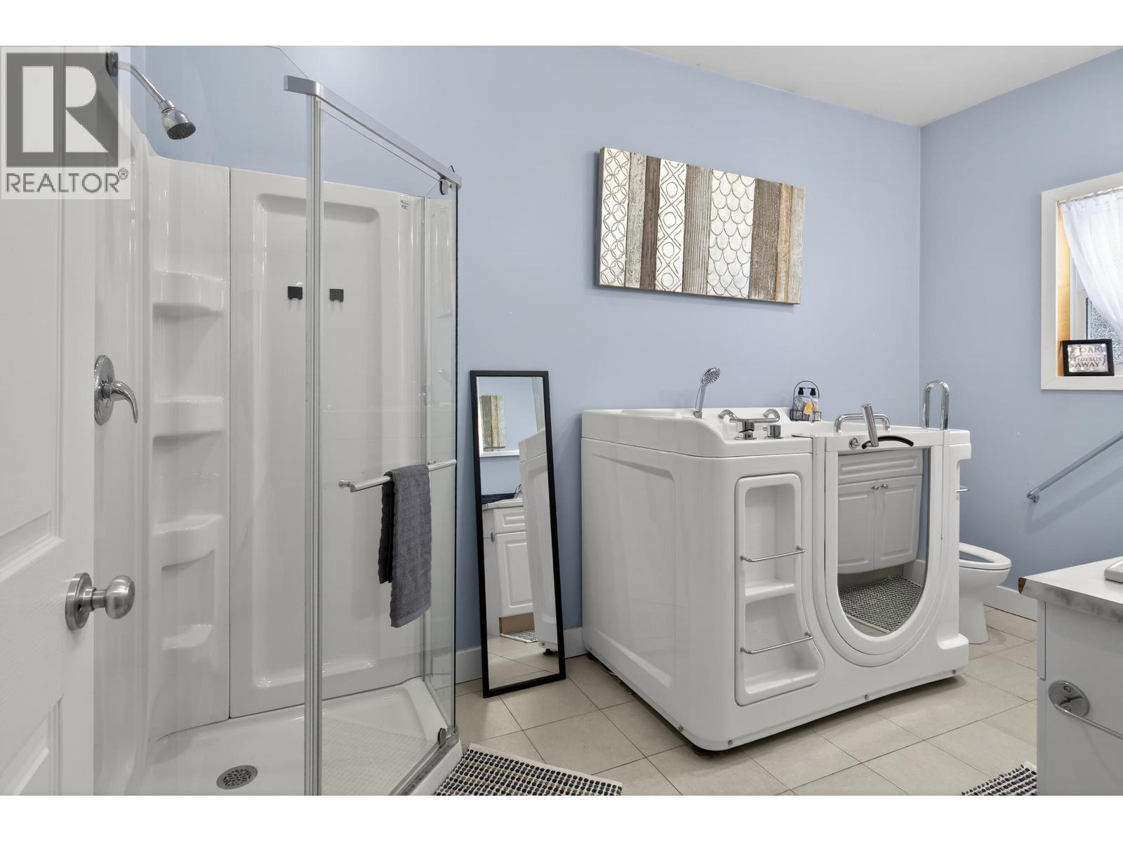 155 DEWBERRY STREET, Kitimat