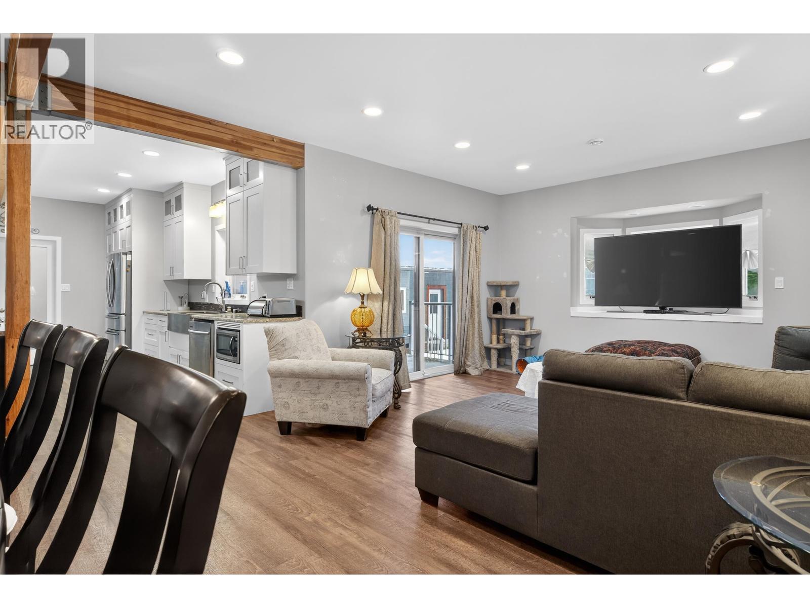 155 DEWBERRY STREET - 9