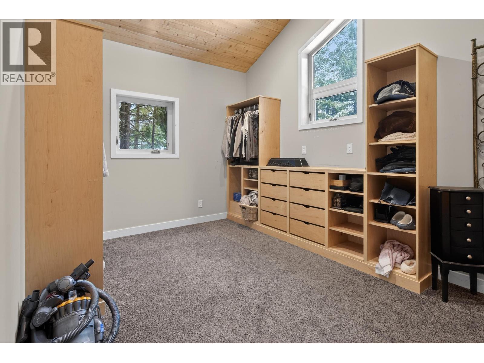 155 DEWBERRY STREET, Kitimat