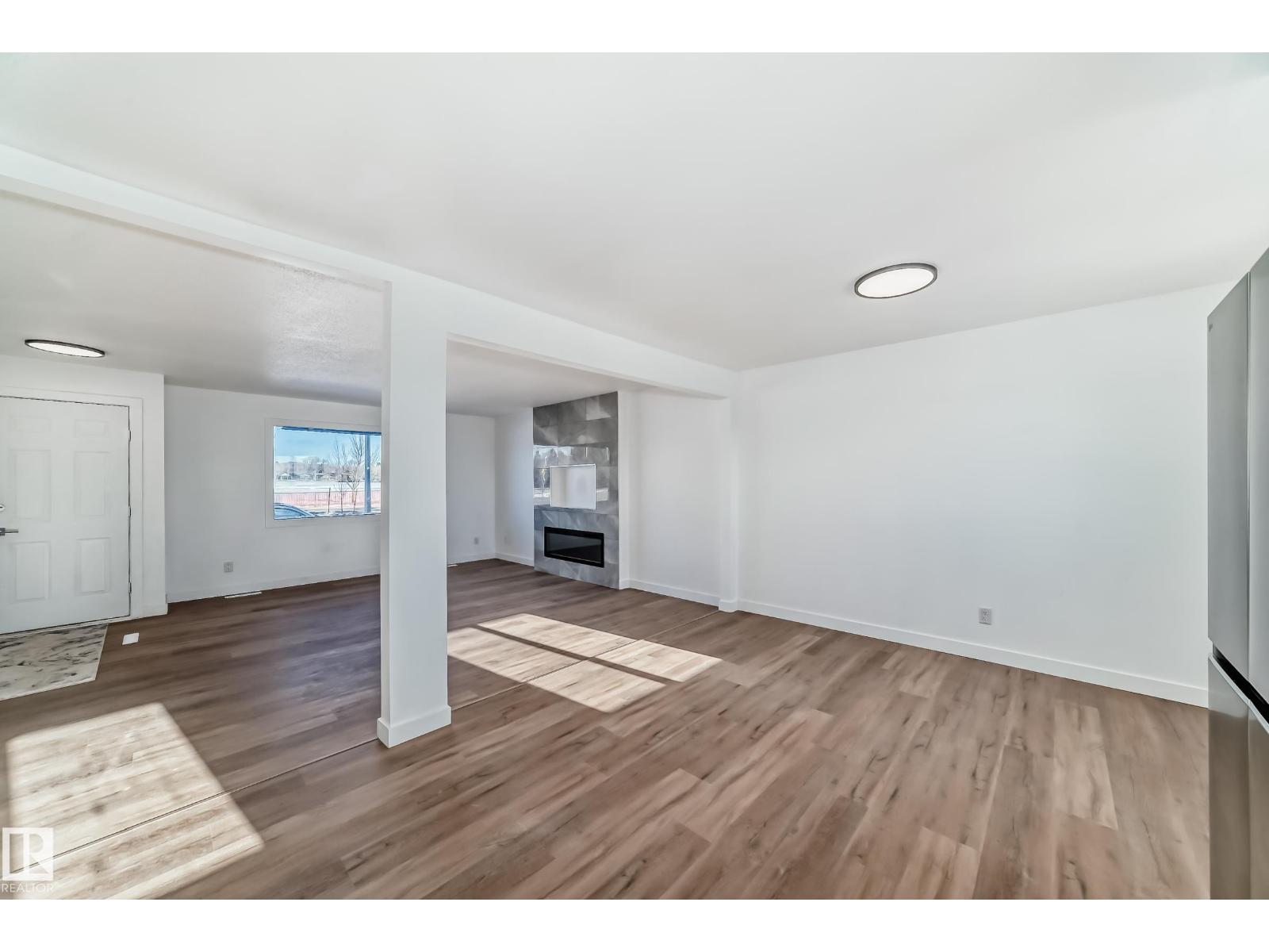 5919 144 AV NW - 9