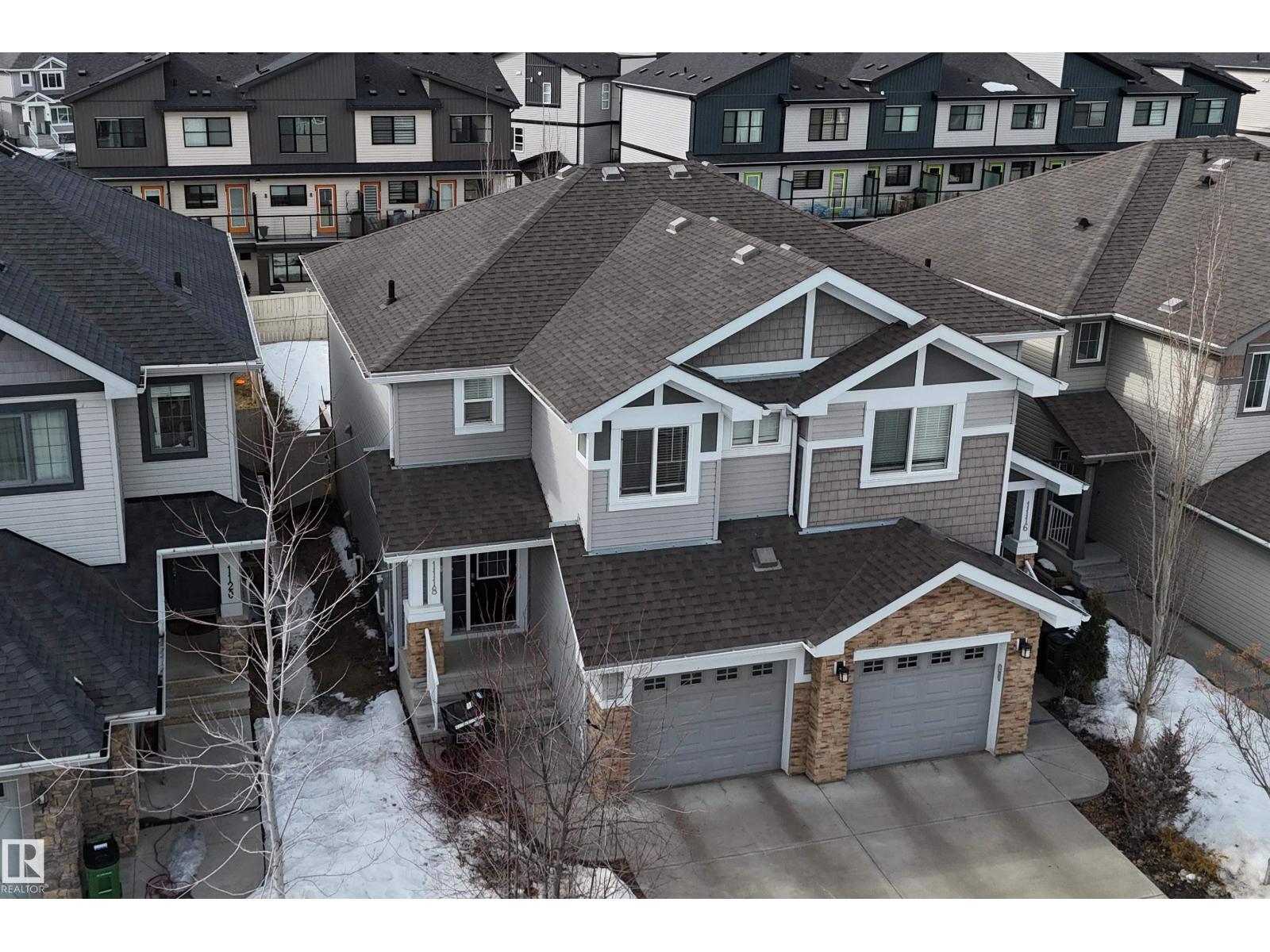 1118 162 ST SW - 1