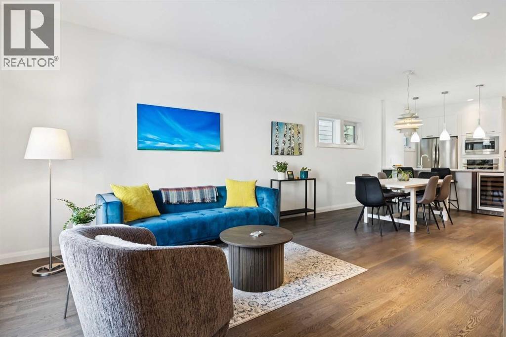 Single Family House for Sale in    Avenue NW West Hillhurst Calgary 