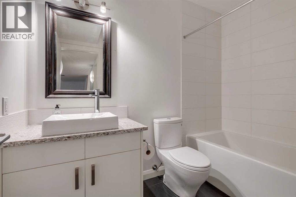 Single Family House for Sale in    Avenue NW West Hillhurst Calgary 