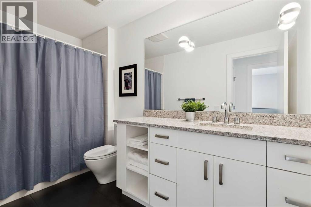 Single Family House for Sale in    Avenue NW West Hillhurst Calgary 