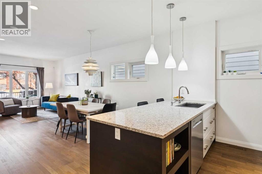 Single Family House for Sale in    Avenue NW West Hillhurst Calgary 