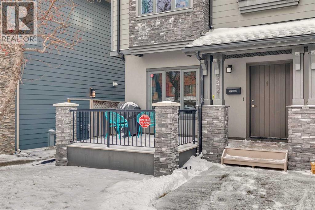 Single Family House for Sale in    Avenue NW West Hillhurst Calgary 