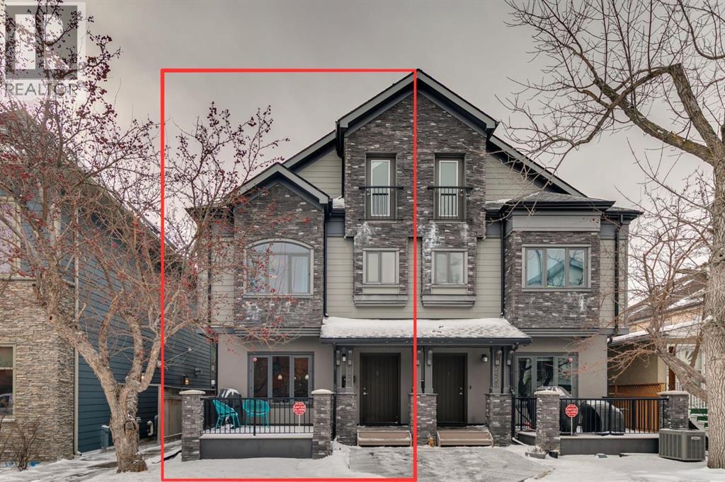 Single Family House for Sale in    Avenue NW West Hillhurst Calgary 