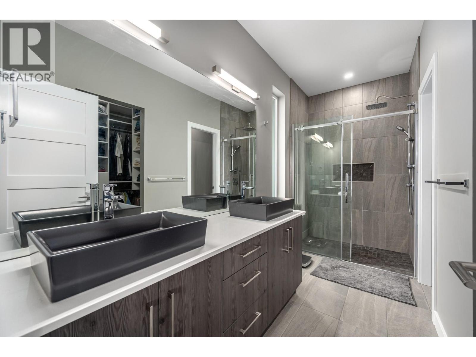 4038 Rio Vista Way, Kamloops