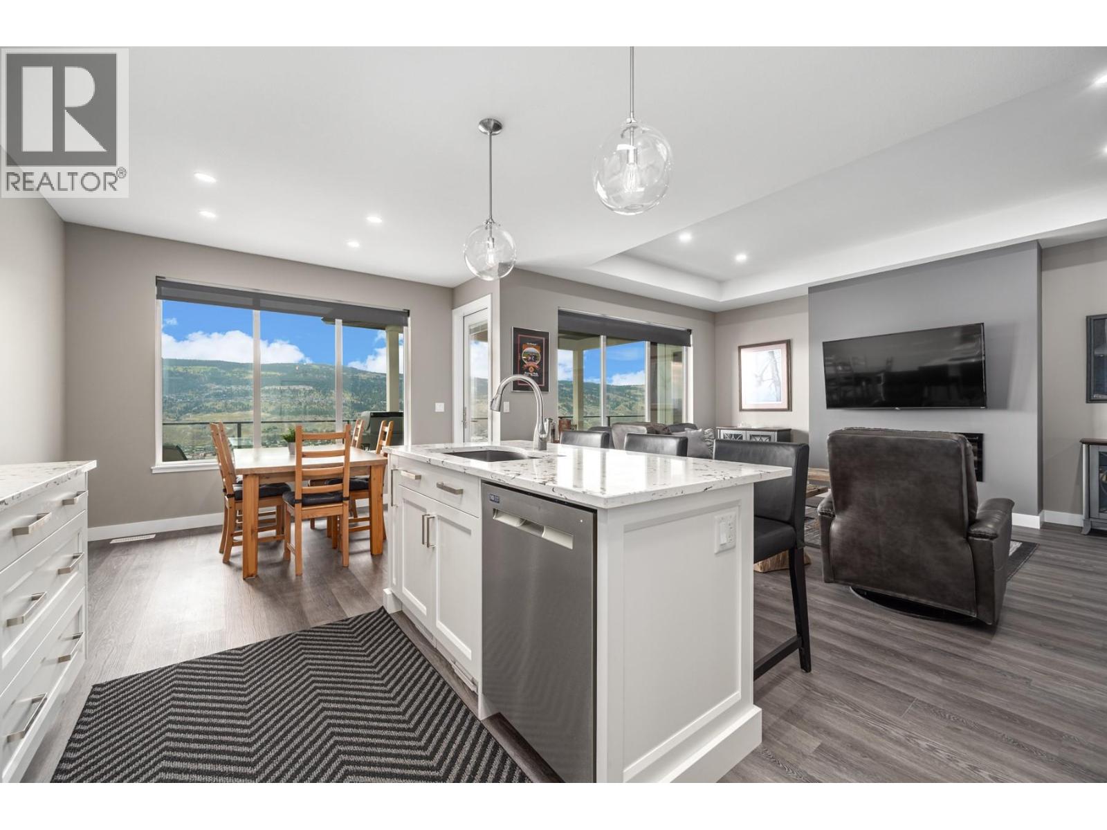 4038 Rio Vista Way, Kamloops