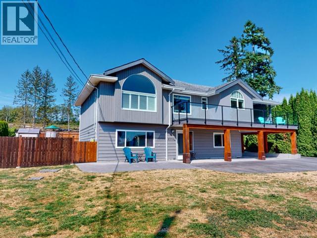 8206 CENTENNIAL DRIVE, Powell River