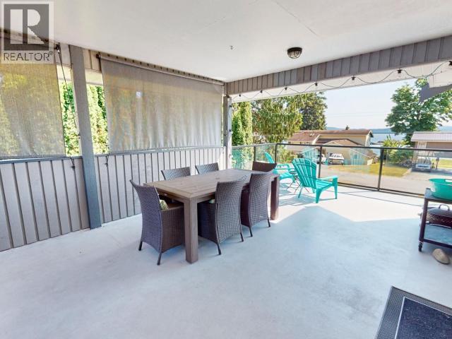 8206 CENTENNIAL DRIVE, Powell River