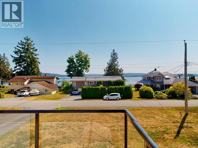 8206 CENTENNIAL DRIVE, Powell River