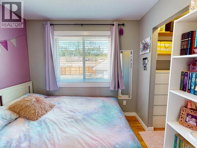 8206 CENTENNIAL DRIVE, Powell River