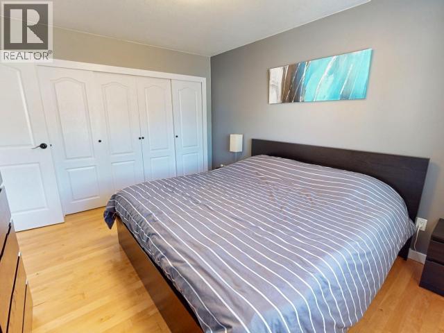 8206 CENTENNIAL DRIVE, Powell River