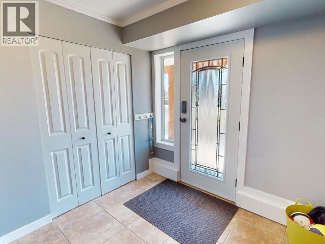 8206 CENTENNIAL DRIVE, Powell River