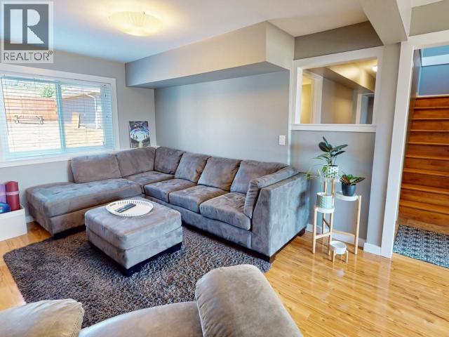 8206 CENTENNIAL DRIVE, Powell River