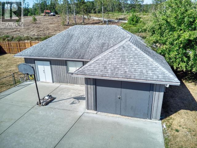 8206 CENTENNIAL DRIVE, Powell River