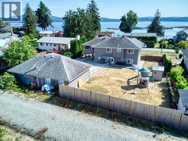 8206 CENTENNIAL DRIVE, Powell River